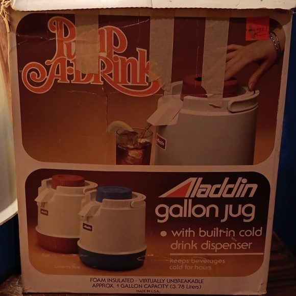 Vintage 1970s Aladdin gallon pump jug picnic beach barware - Picture 1 of 6